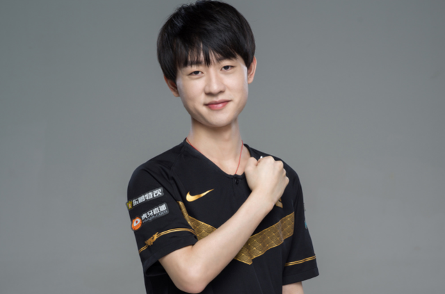 总是难以融 总是难以融