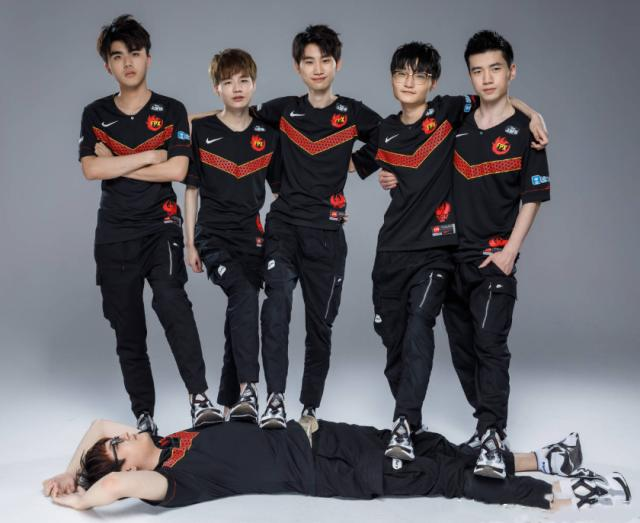 与友情的深 与友情的深