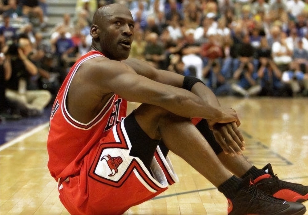 室中宣布了 室中宣布了